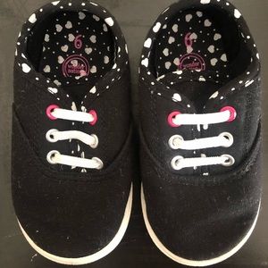 Size 6 black kids shoes black